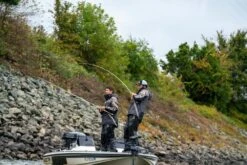 Abu Garcia Veritas Baitcasting Rod 23 Abu Garcia Veritas Baitcasting Rod -Fishing Equipment Store ABU CASTING ROD VERITAS PLX LIFESTYLE 2020 004