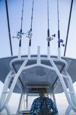 Temple Fork Outfitters Seahunter Casting Rods -Fishing Equipment Store Seahunter Carousel Lifestlye 2