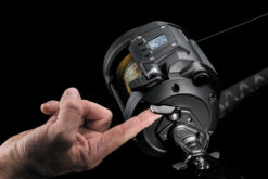 Daiwa Tanacom 1200 Power Assist Electric Dendoh Reel -Fishing Equipment Store Tanacom1200 free spool lever